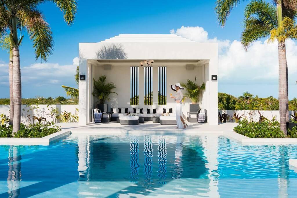 Triton Luxury Villa Провиденсиалес Экстерьер фото