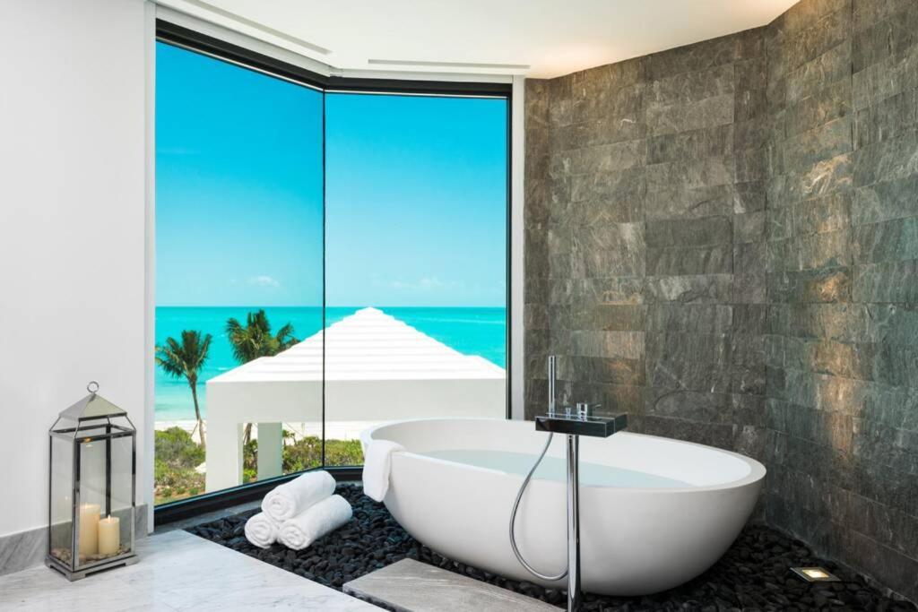 Triton Luxury Villa Провиденсиалес Экстерьер фото