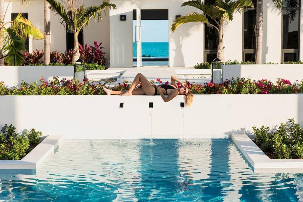 Triton Luxury Villa Провиденсиалес Экстерьер фото