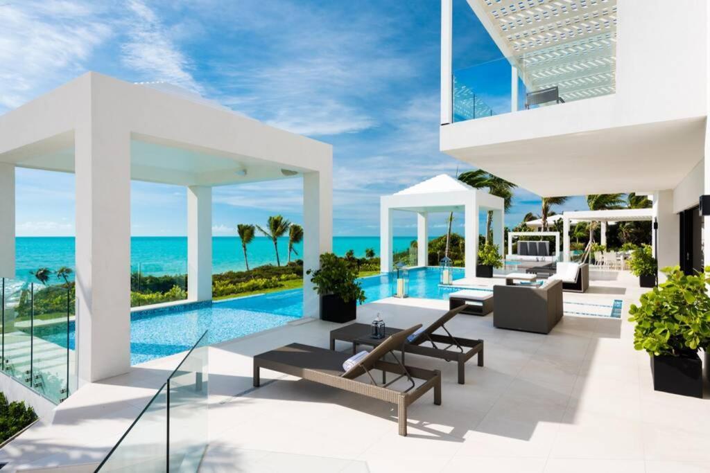 Triton Luxury Villa Провиденсиалес Экстерьер фото